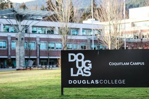 Douglas College International Student Scholarships 2025