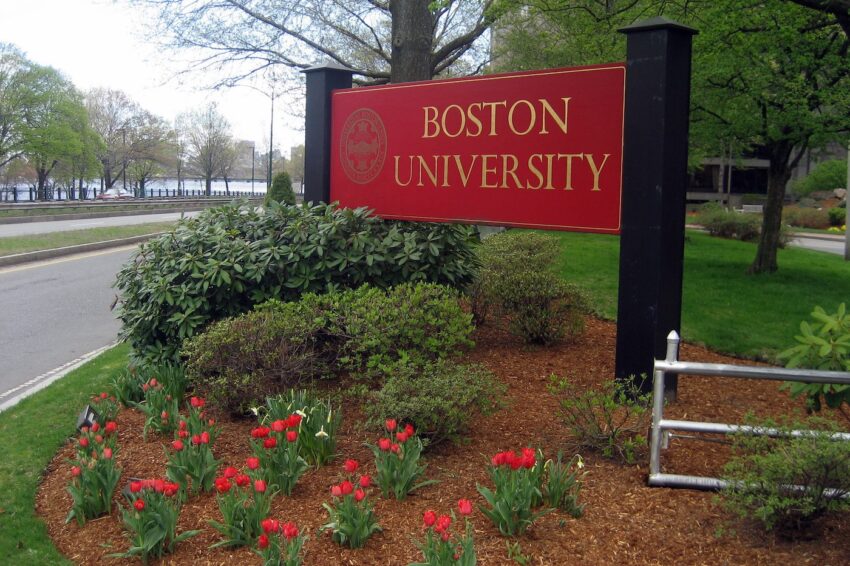 Boston University Presidential Scholarship 2025