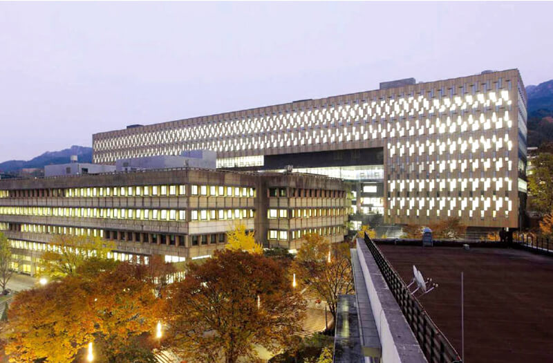 Seoul National University (SNU) Scholarship