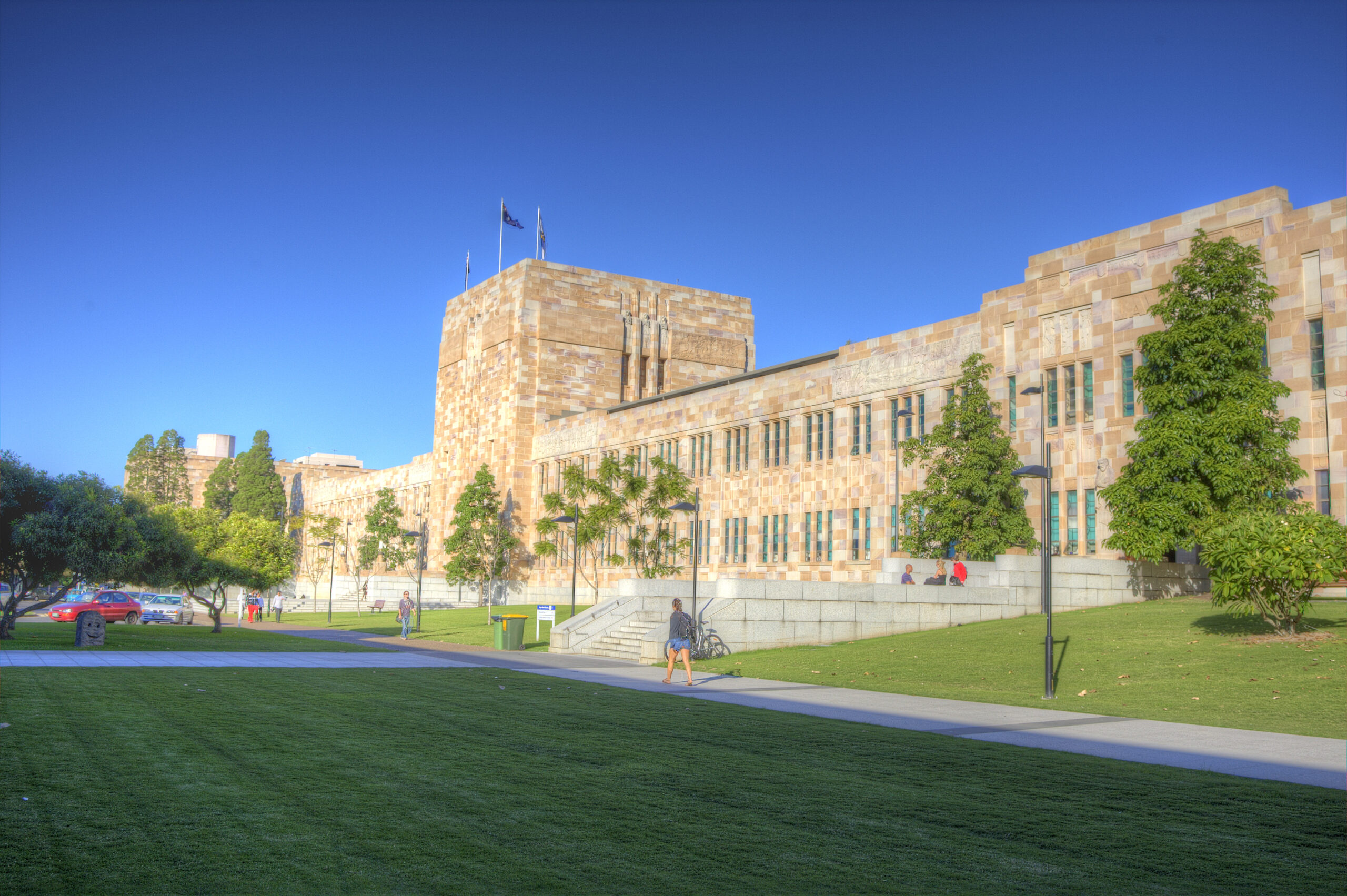 World Universities Ramsay Postgraduate Scholarship